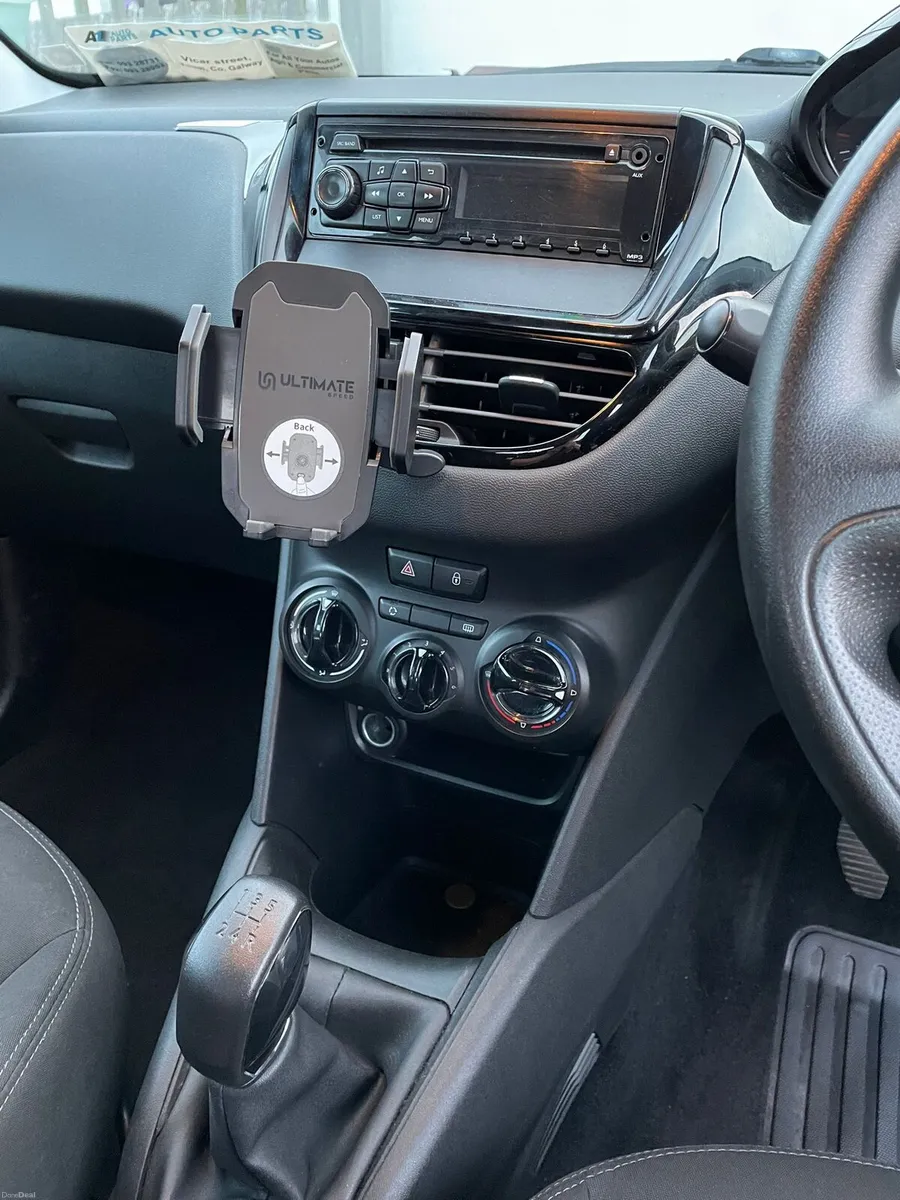 Peugeot 208 , year 2014 , 97300km - Image 3