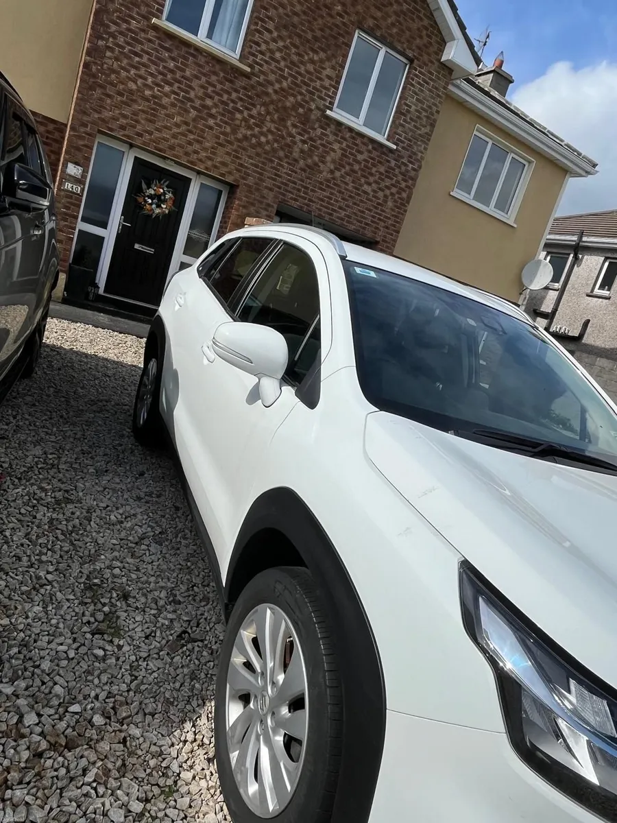 Suzuki SX4 S-Cross 2022 - Image 2