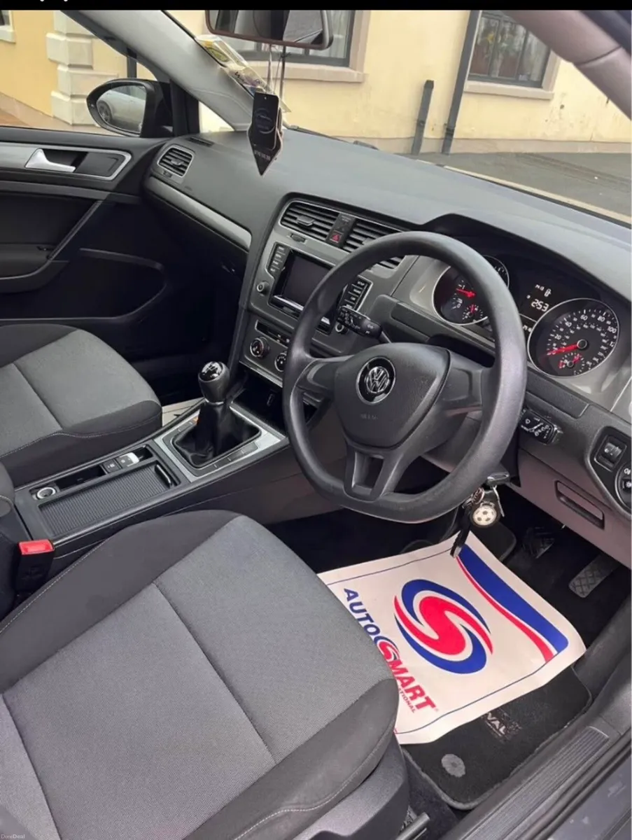 Immaculate VW Golf Taxed & Tested - Image 3