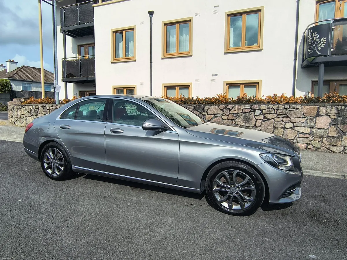 Mercedes-Benz C-Class 2015 - Image 2