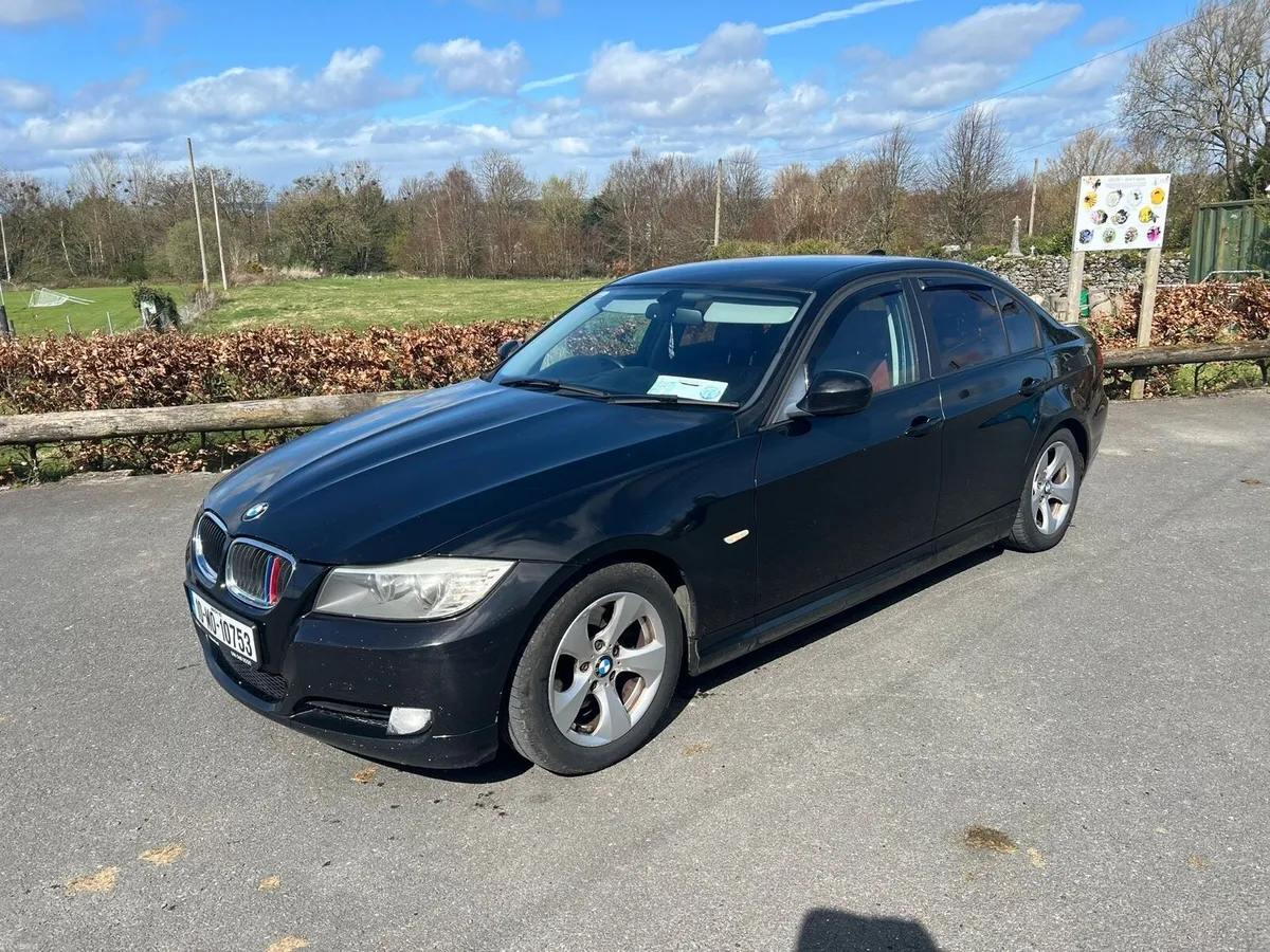 2010 bmw 320D - Image 3