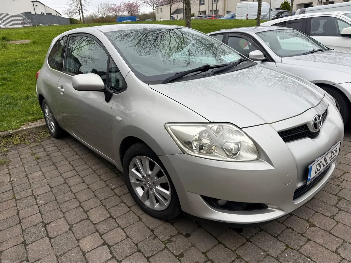 Toyota Auris 2009 - Image 3