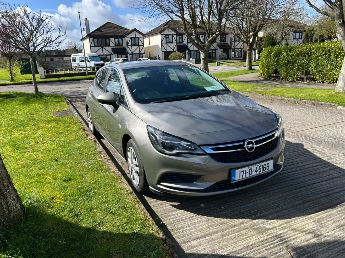 Opel Astra 2017 - Image 4
