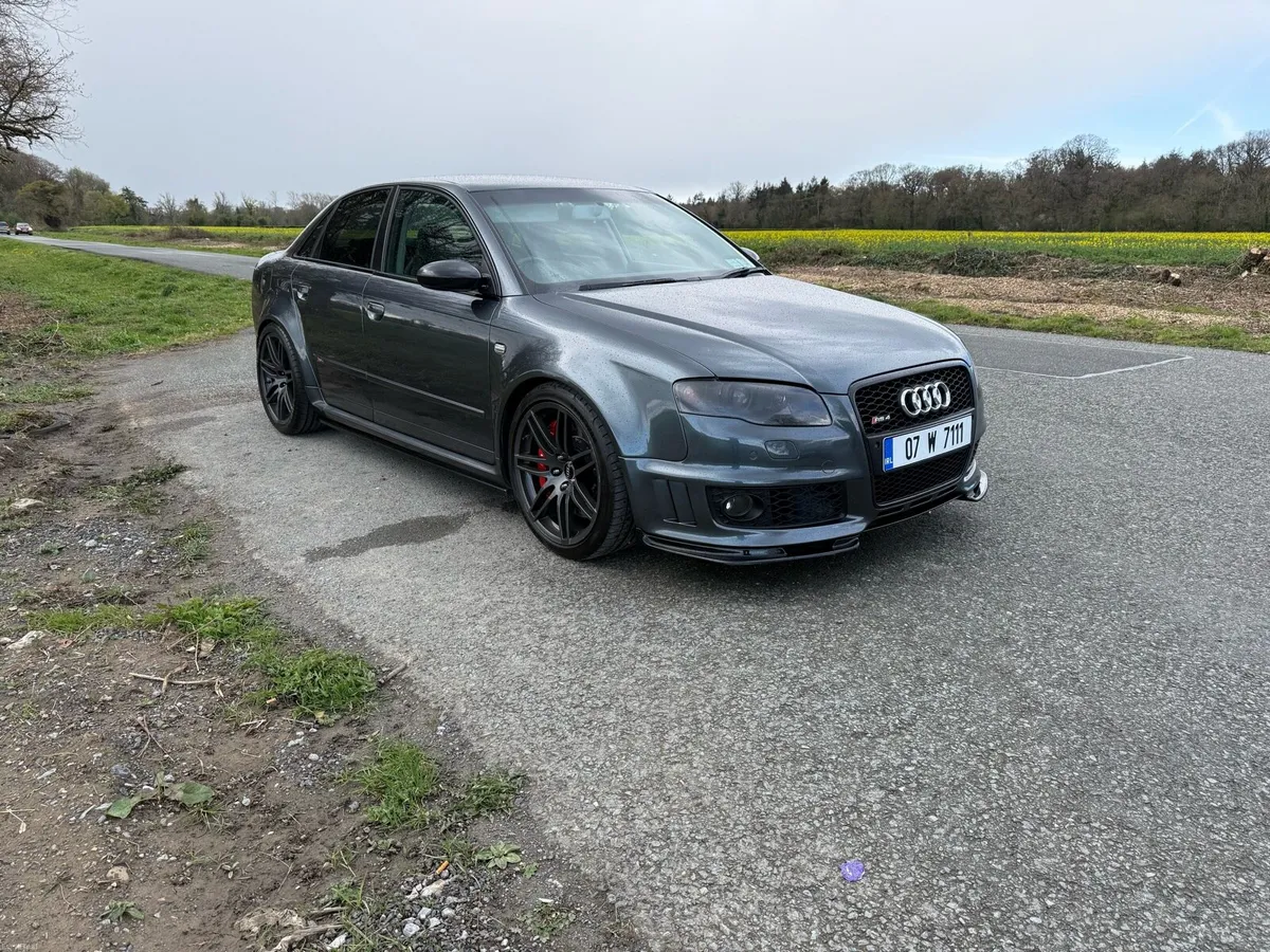 2007 Audi RS4 4.2 V8 quattro - Image 2