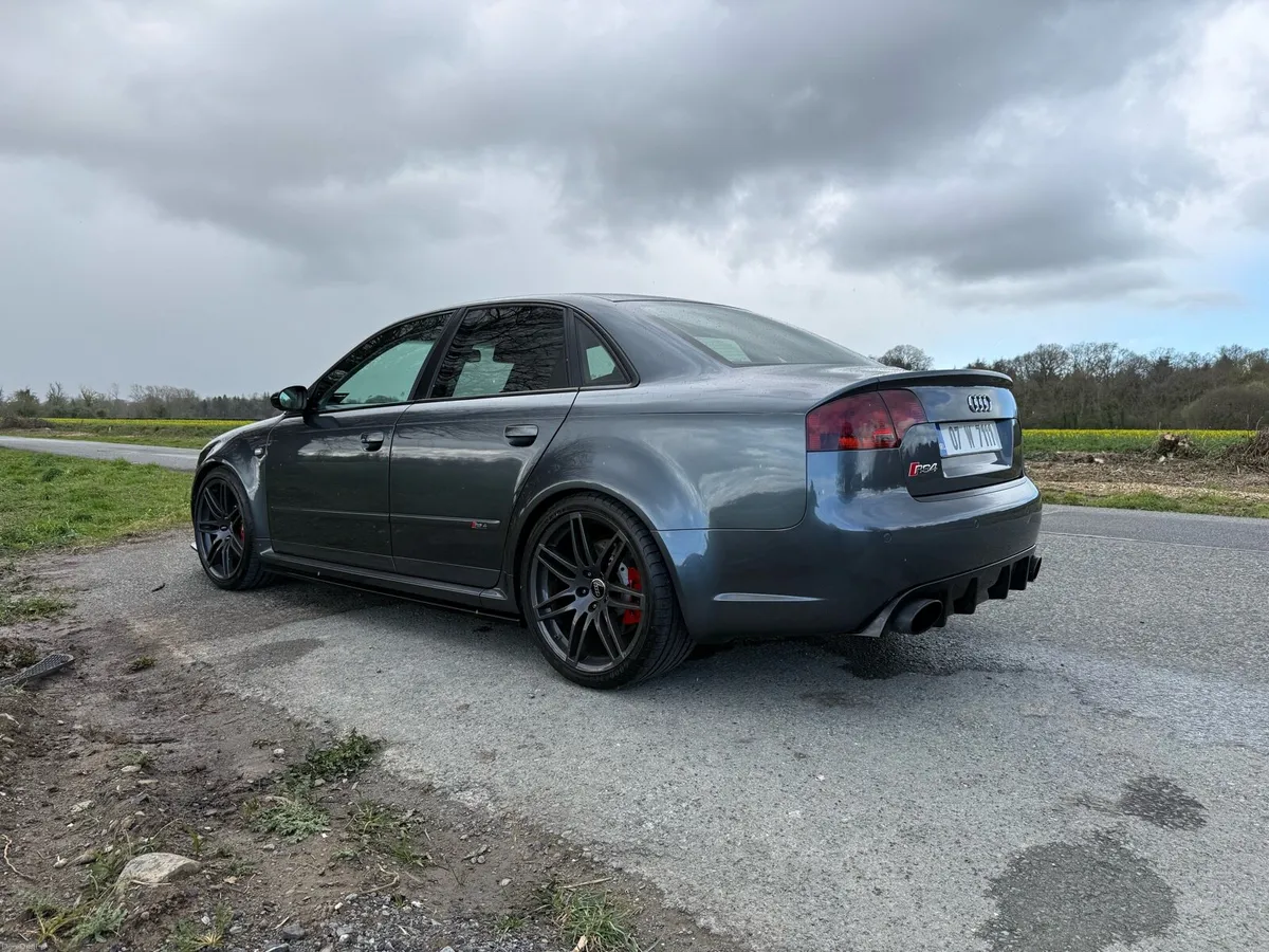 2007 Audi RS4 4.2 V8 quattro - Image 3