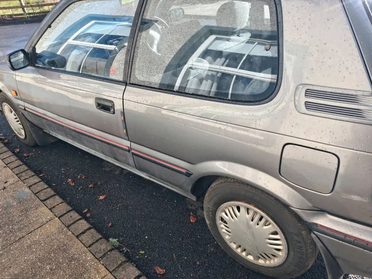 Toyota Corolla  1.3 GL Auto - Image 3