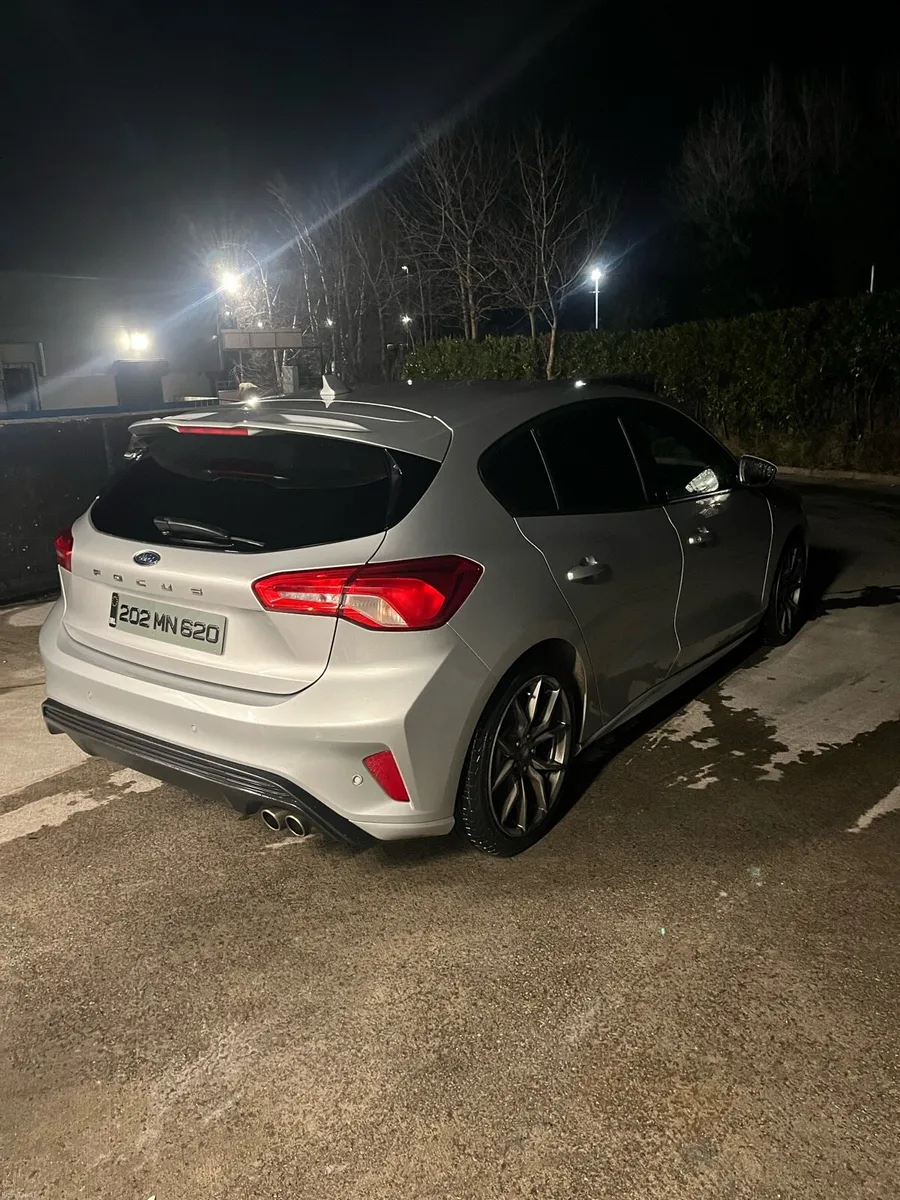 Ford Focus - Image 3