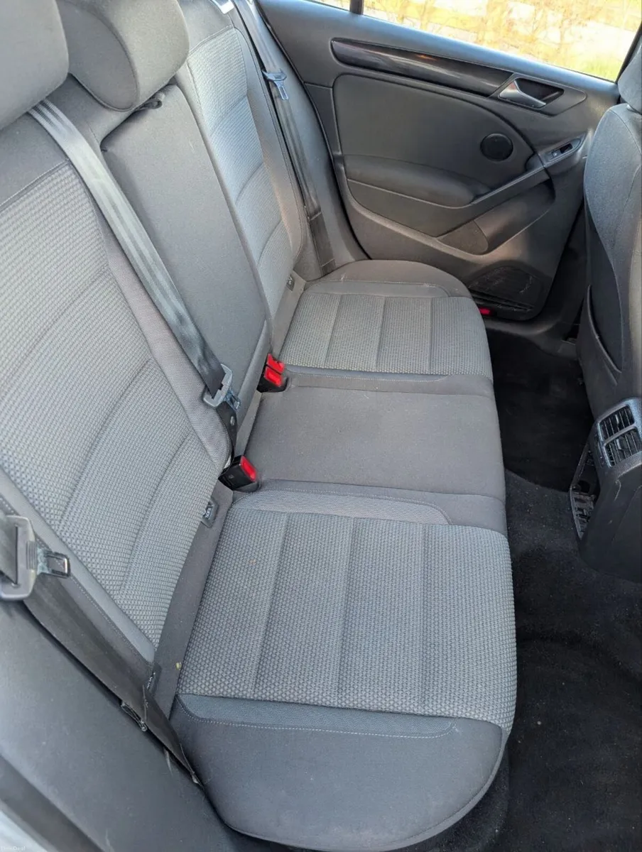 Volkswagen Golf 2012 - Image 3