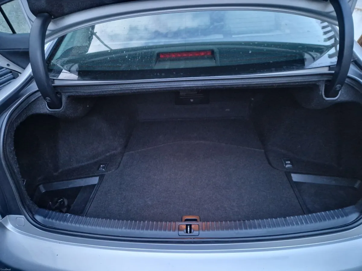 Lexus IS 2011 - Image 3