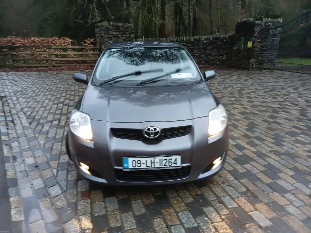2009 Toyota Auris TR 1.3 Petrol - Image 3
