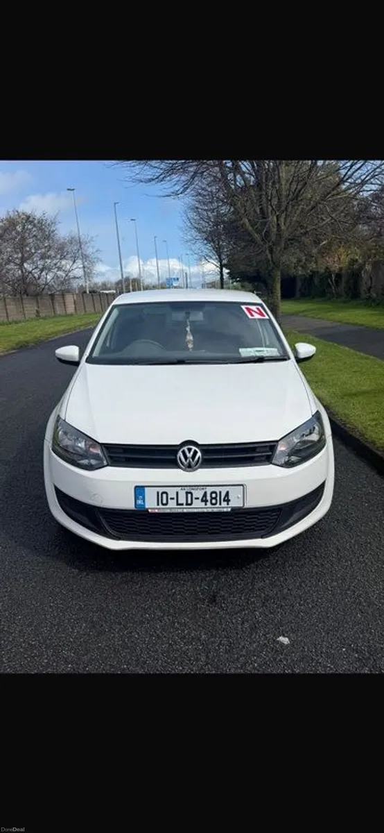 2010 Volkswagen Polo - Image 2