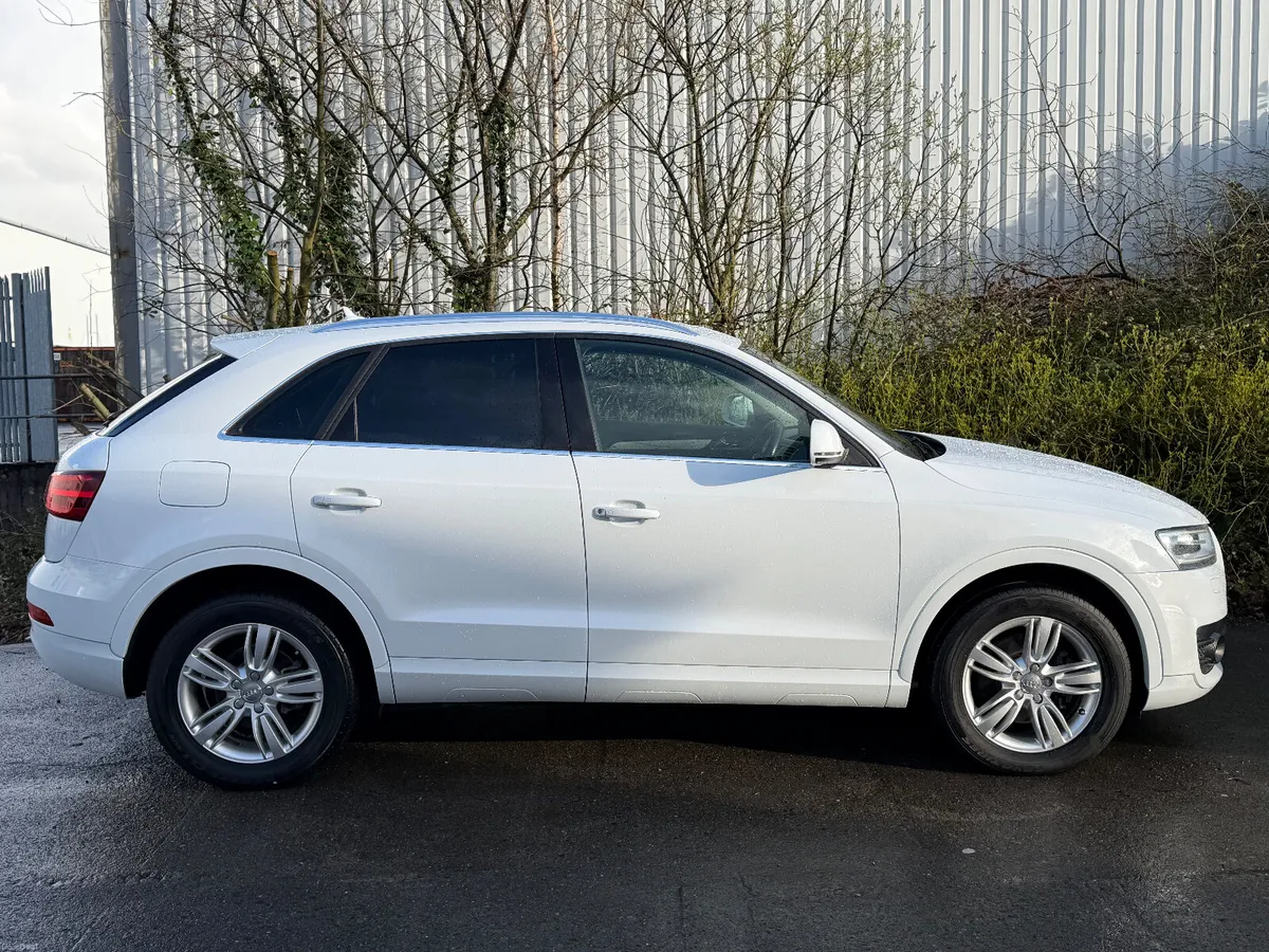 Audi Q3 SLine 1.4 TFSI - Image 2