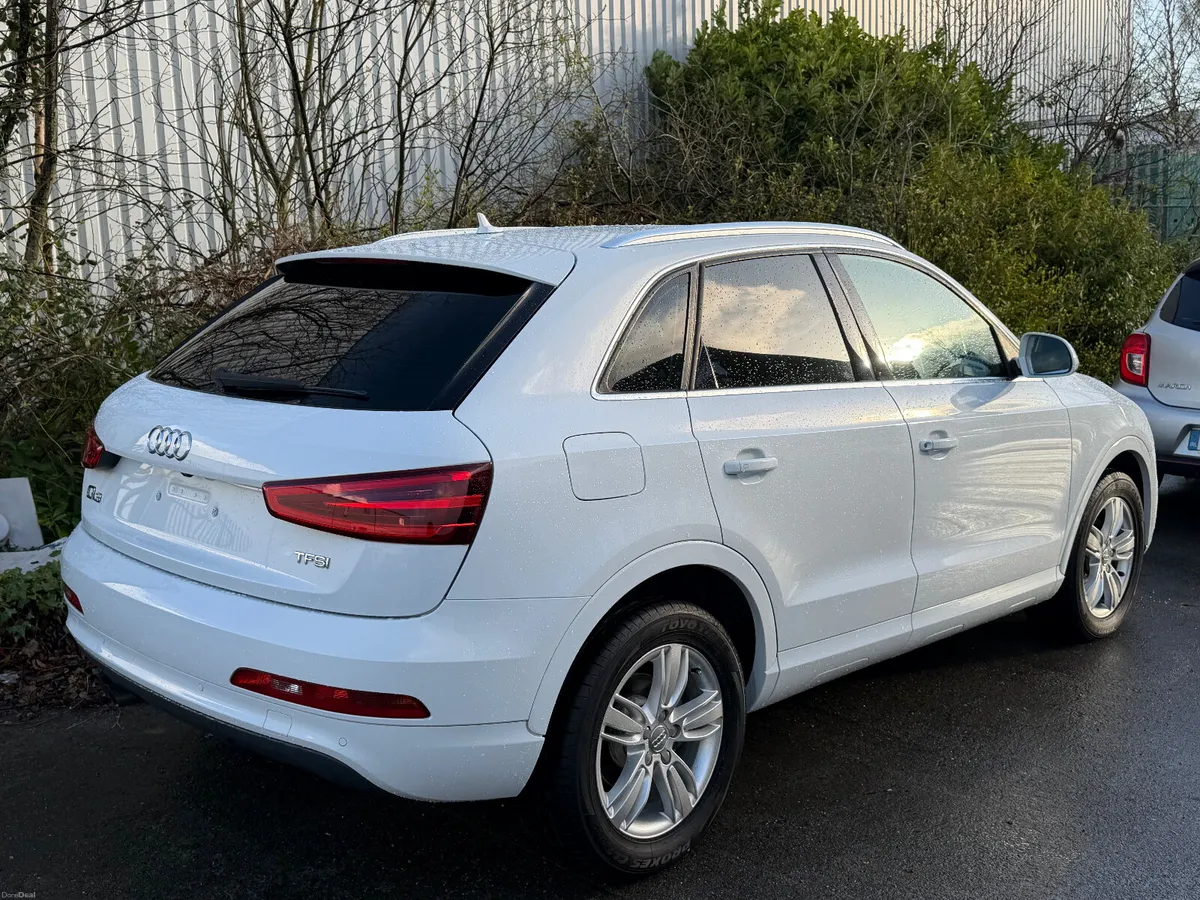 Audi Q3 SLine 1.4 TFSI - Image 4