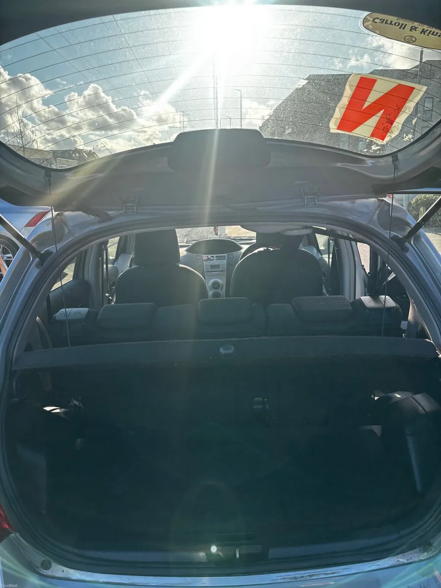 2009 Toyota Yaris low mileage - price negotiable - Image 4