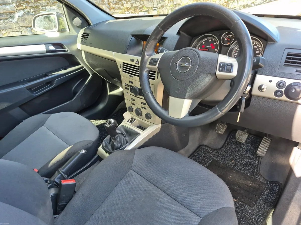 Opel Astra 1.3 Diesel NEW NCT 04/2027 - Image 4