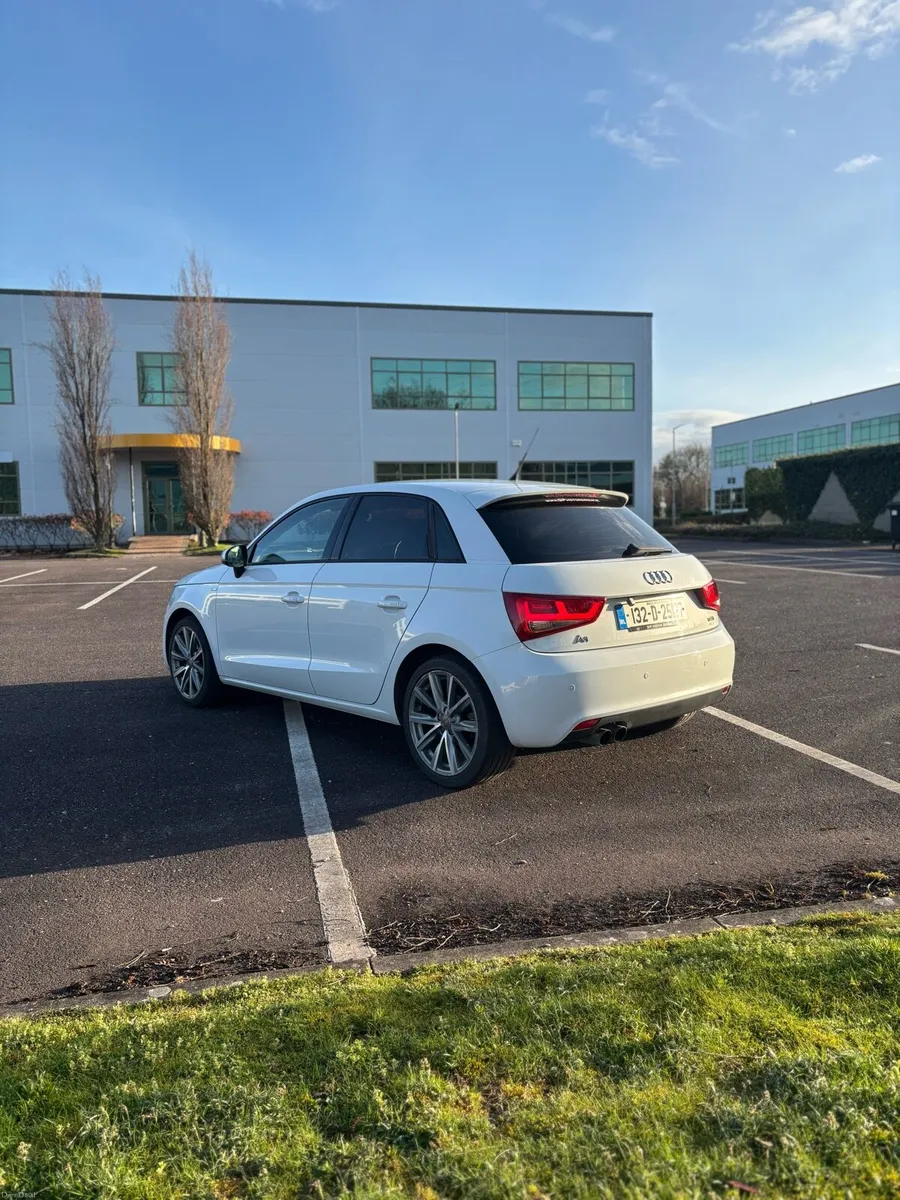 Audi A1 S-Line automatic - Image 4