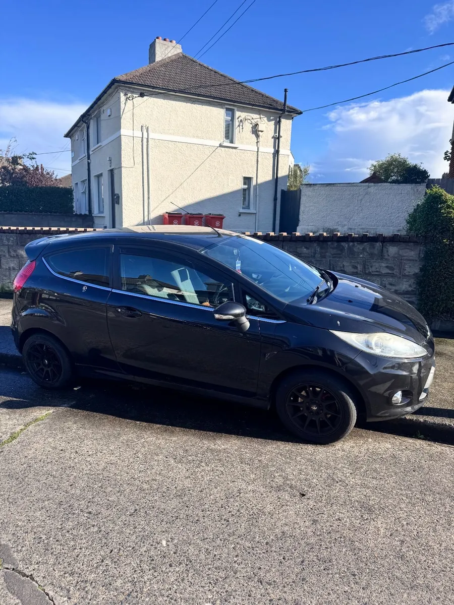 Ford Fiesta 2012 - Image 3