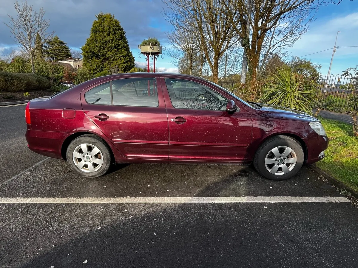 2011 Skoda Octavia 2.0 TDI - Image 2