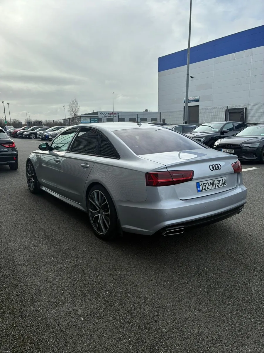 Audi A6 sline black edition immaculate FSH - Image 4