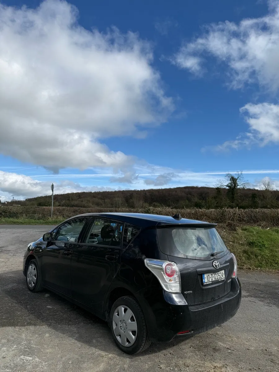 Toyota Corolla verso - Image 4