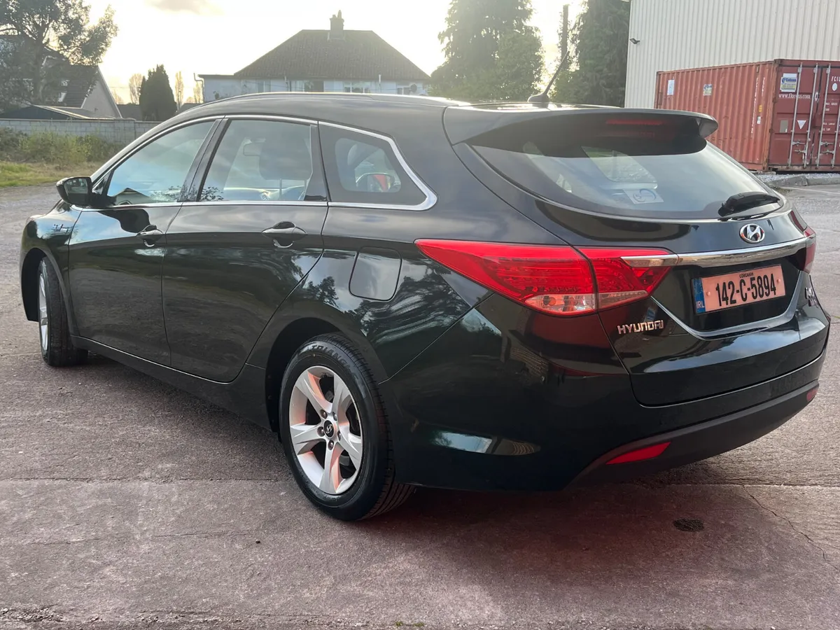 Hyundai i40 2014 *NEW NCT LOW MILEAGE - Image 4