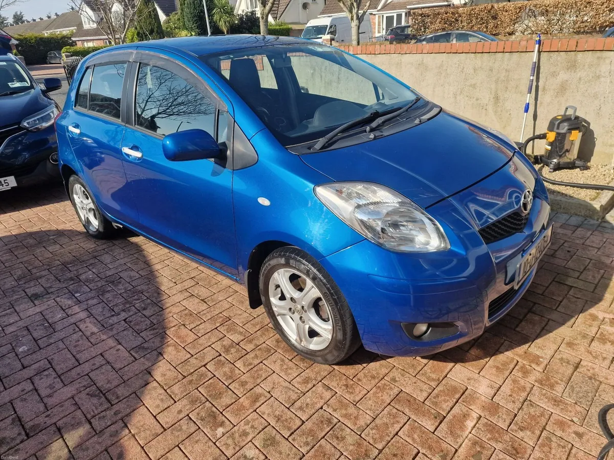 Toyota Yaris 2010 Automatic - Image 1