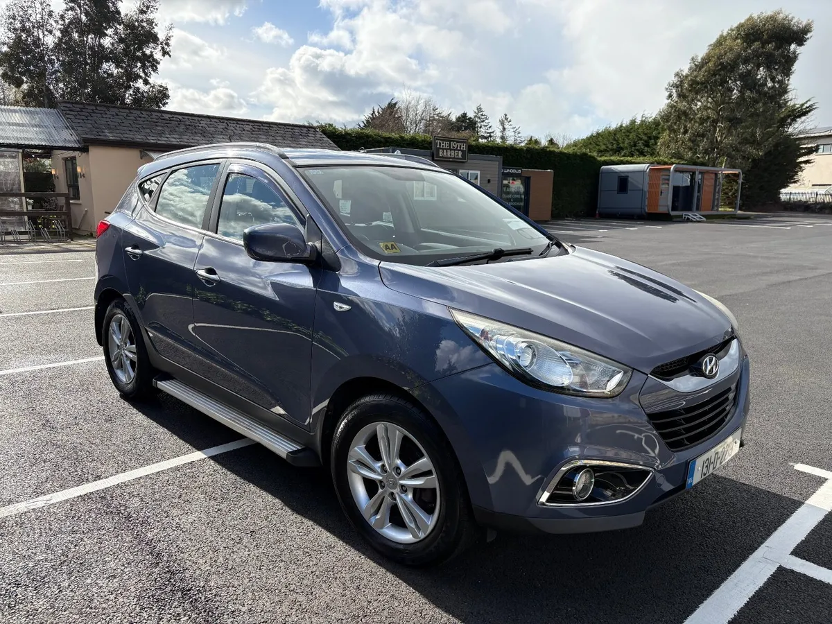 Hyundai ix35 2013 CRDi Executive LOW MILEAGE - Image 2