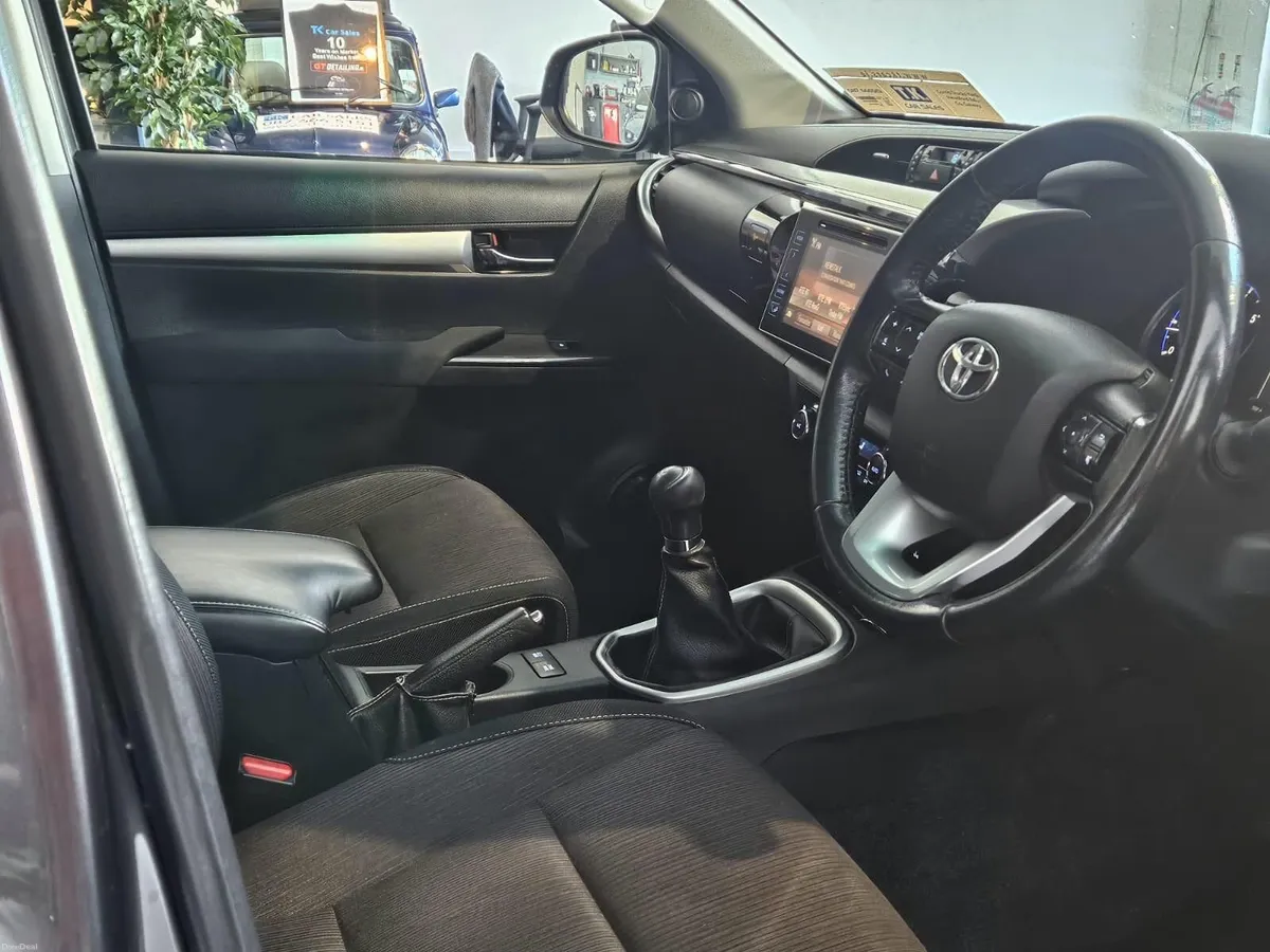 181 Toyota Hilux (New Test) - Image 3