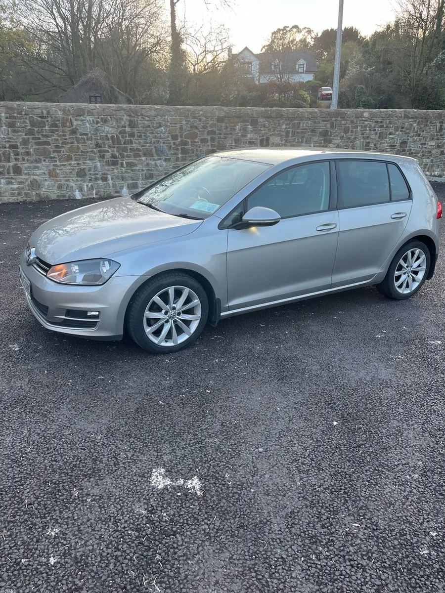 Volkswagen Golf Highline - Image 2