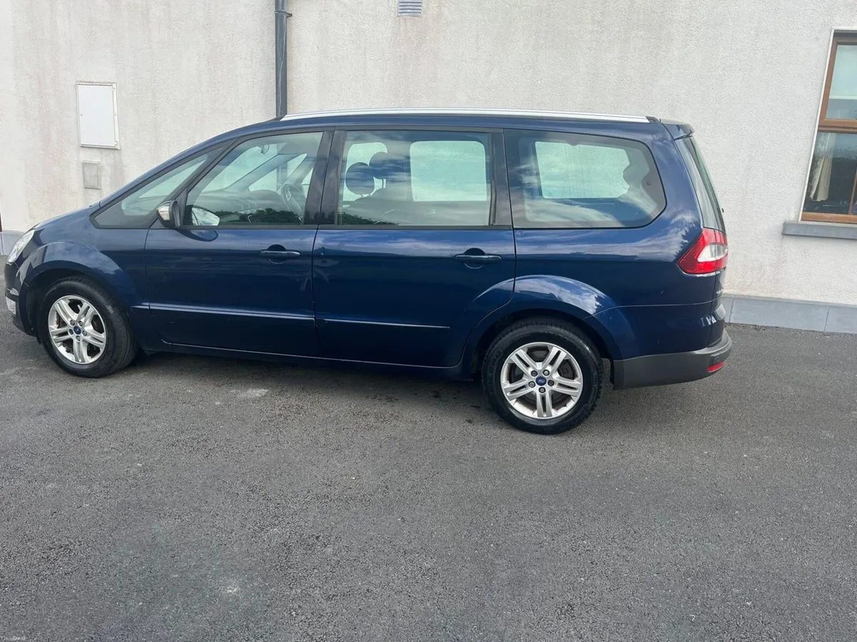Ford Galaxy 2013 - Image 1