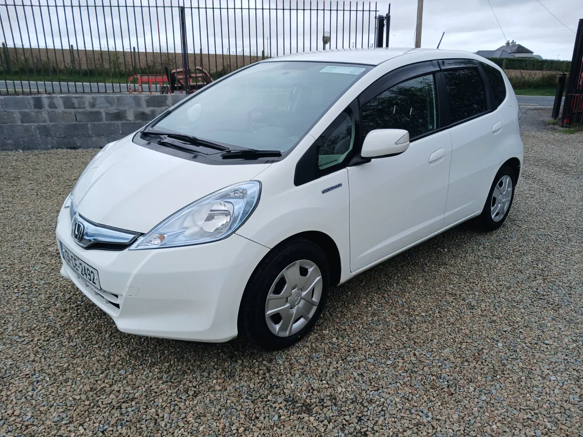 Honda Fit 2013 Automatic Hybrid - Image 1