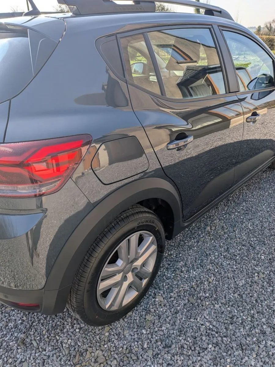 2023 Dacia Sandero Expression TCe 90 1.0 l petrol - Image 3