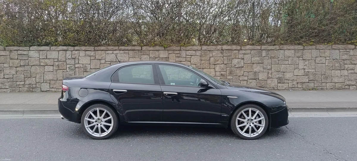 Alfa Romeo 159 2010 - Image 3