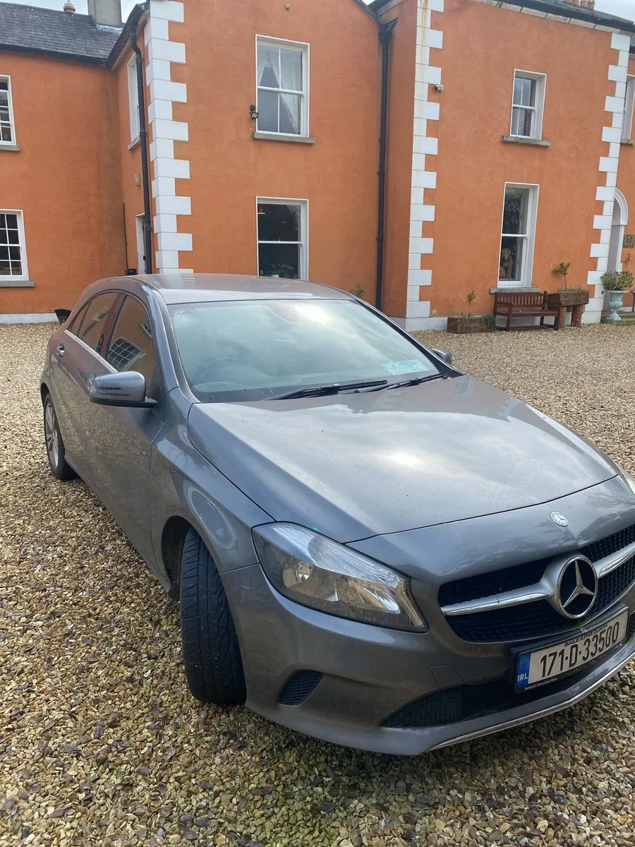 2017 Mercedes Benz 200a diesel automatic 5-door - Image 2