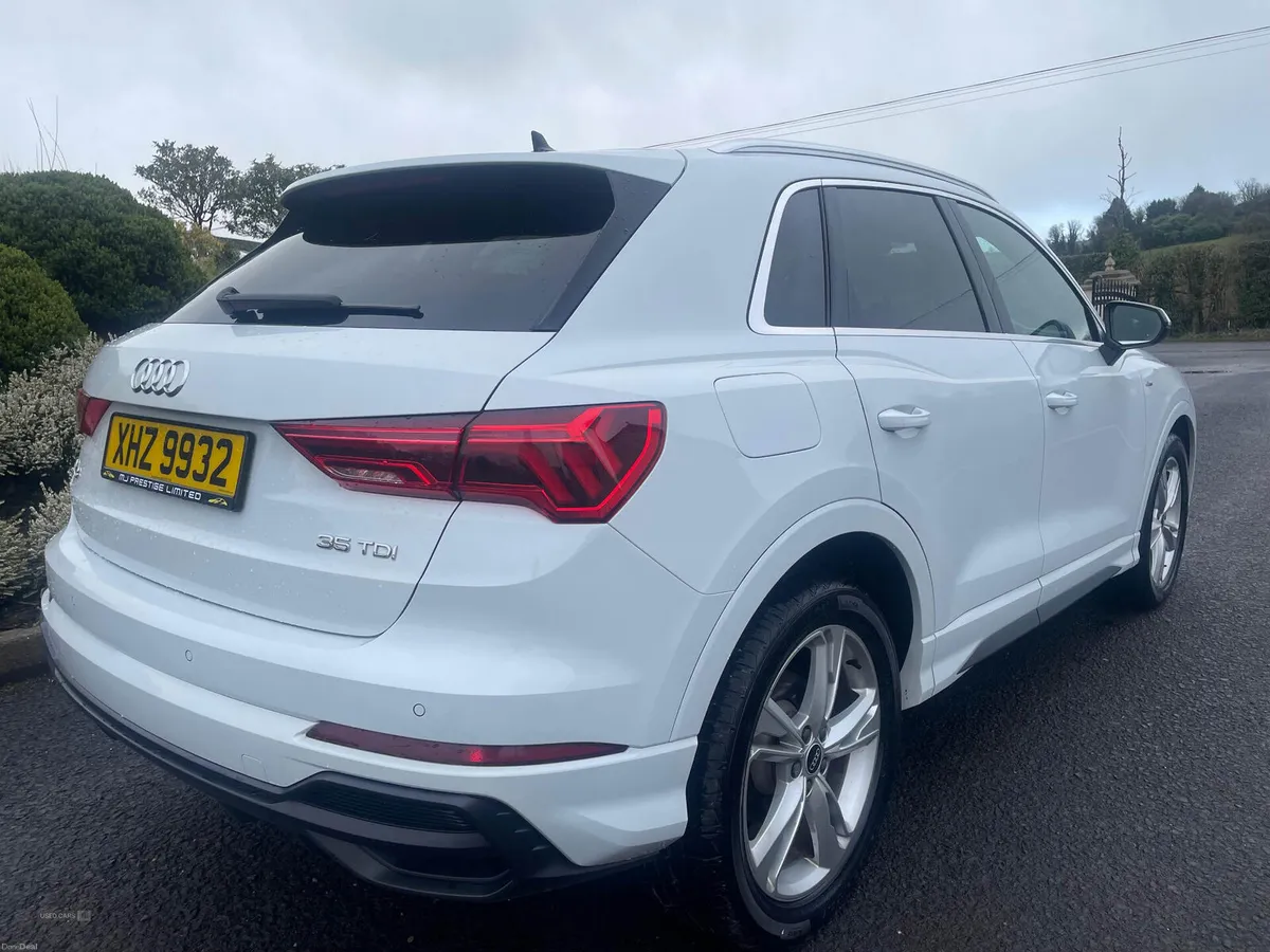 Audi Q3 DIESEL ESTATE - Image 2