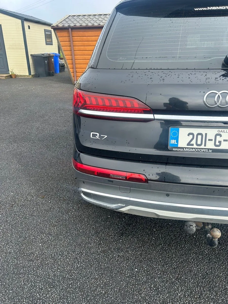 Audi Q7 - Image 3