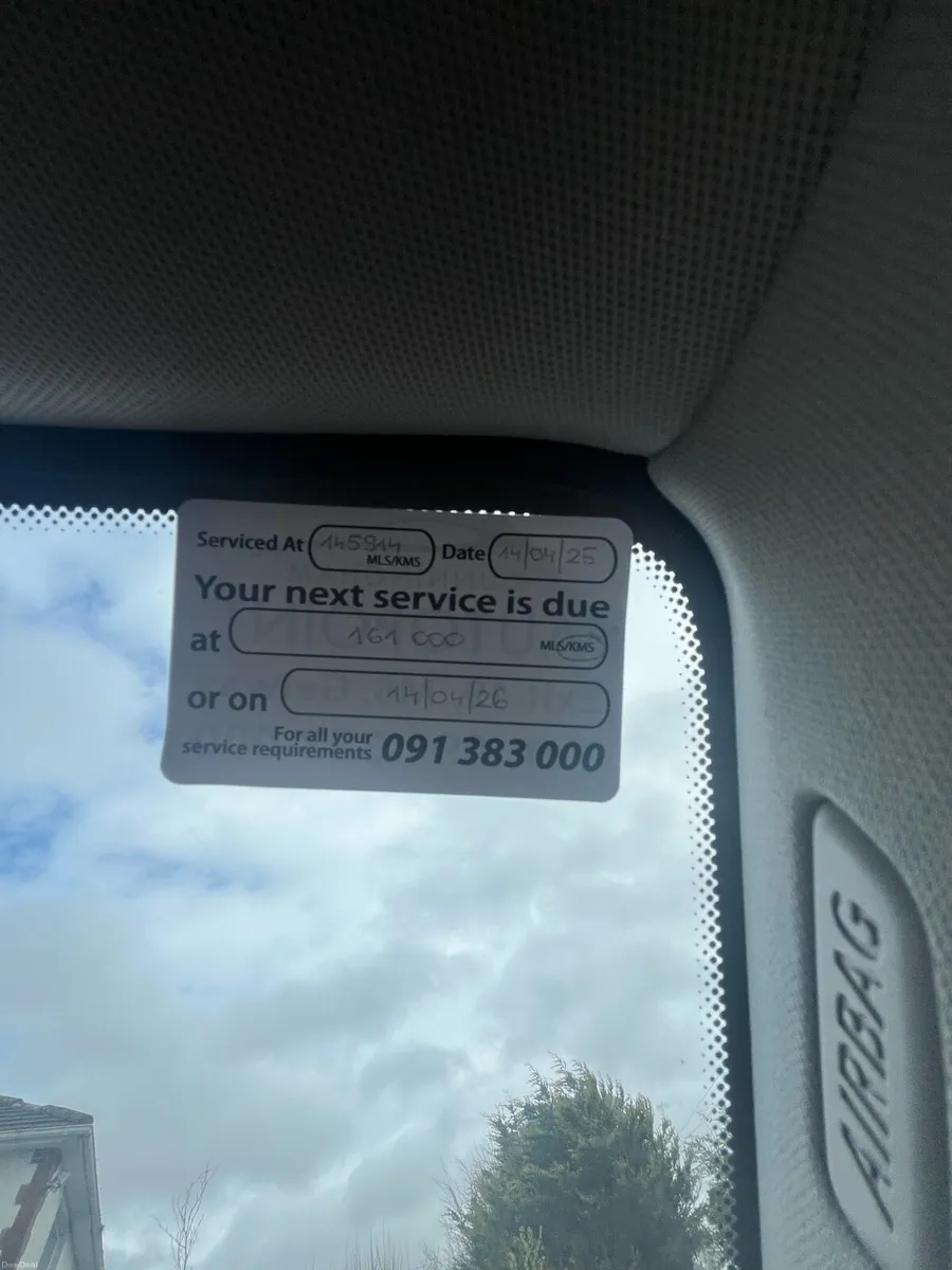 BMW X1 2011 2.0d Xdrive low miles automatic - Image 3