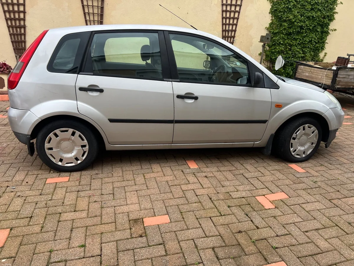 Ford Fiesta 2002 Hatchback Petrol Manual 1.3 - Image 3
