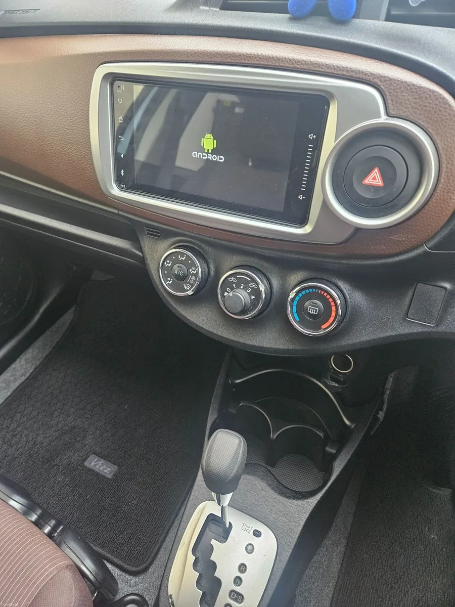 Toyota Vitz 2012 - Image 4