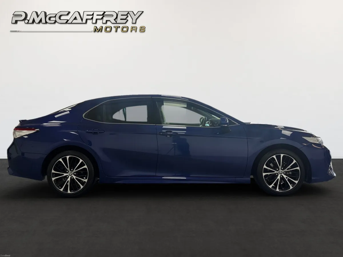 2020 Toyota Camry WS 2.5 Self Charging Hybrid Leat - Image 4