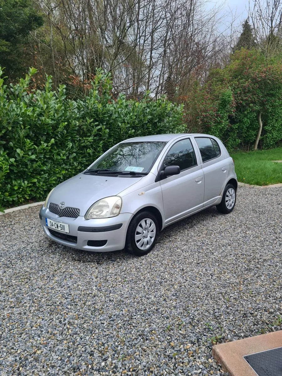 Toyota Yaris 2004 - Image 4