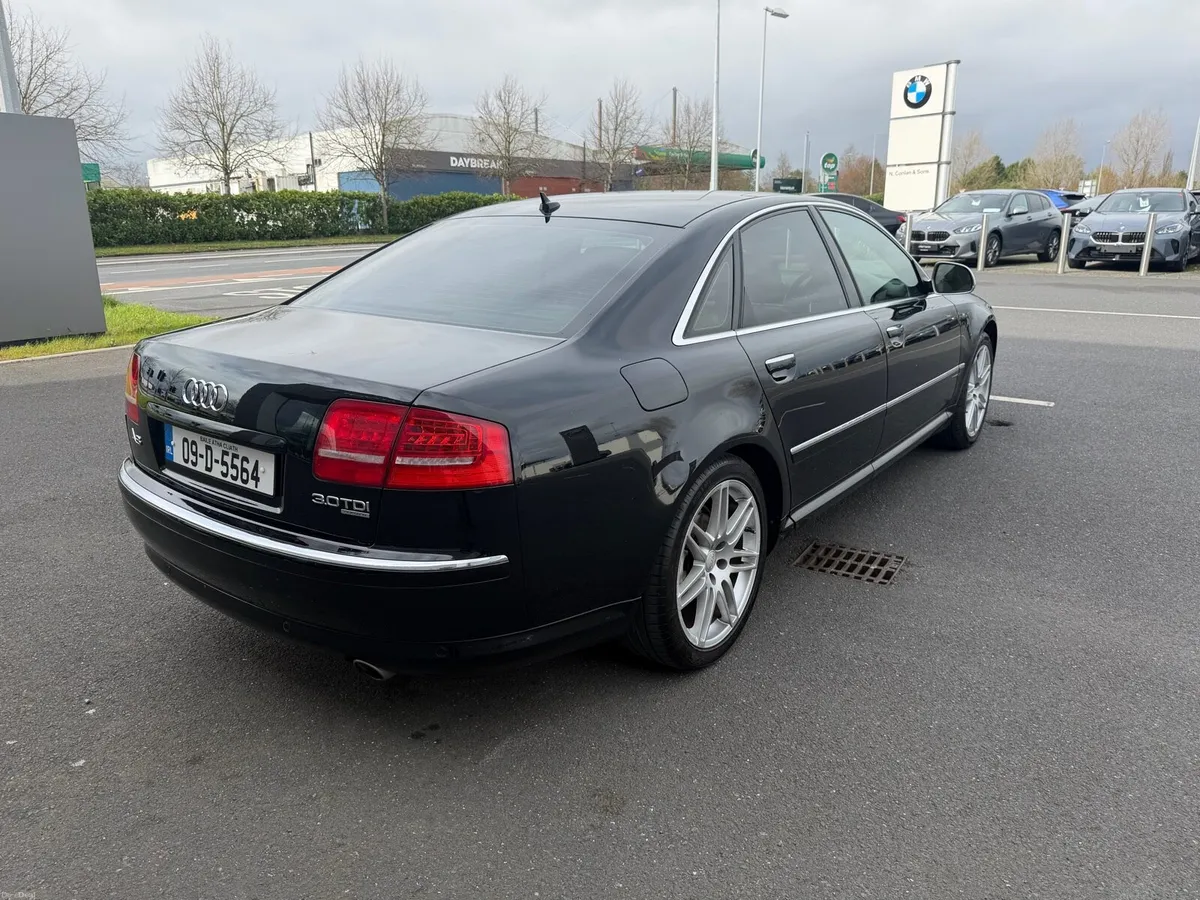 Audi A8 - Image 3