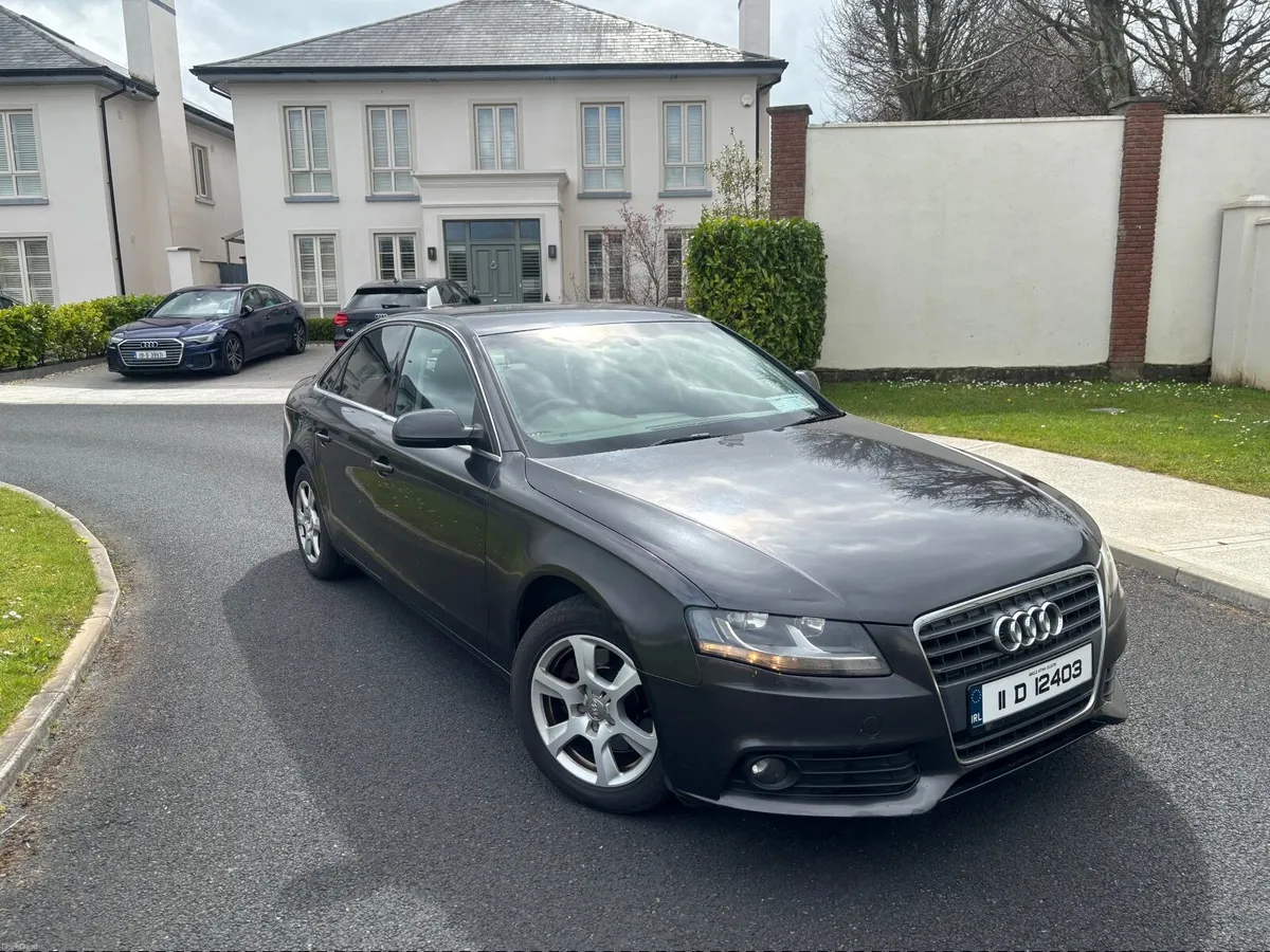 2011 Audi A4 saloon 2.0 TDI 140 bhp high spec - Image 1