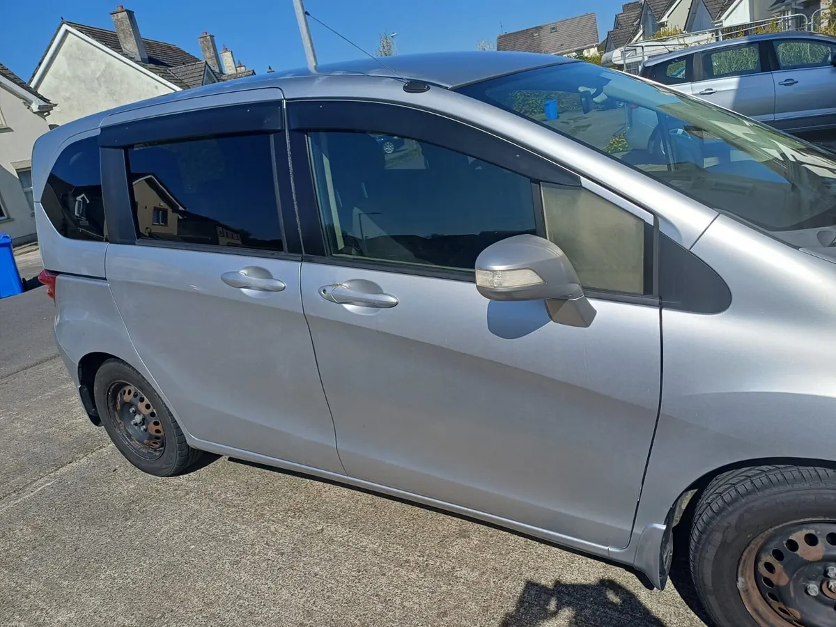 Honda Freed 1.5 Automatic 8 seater - Image 3