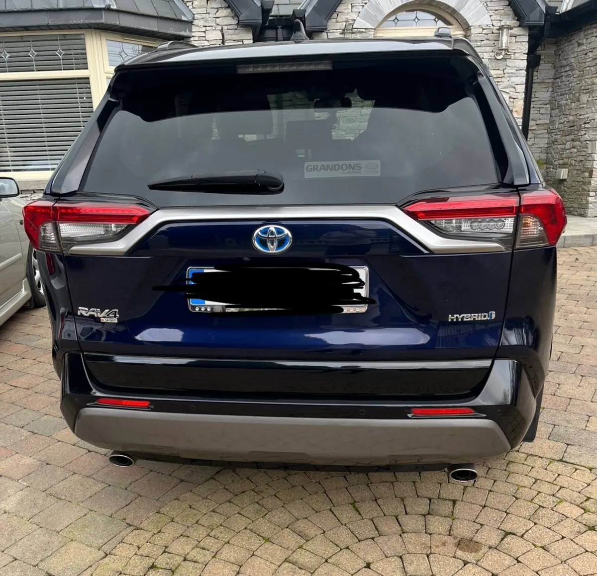 Toyota rav 4 - Image 2