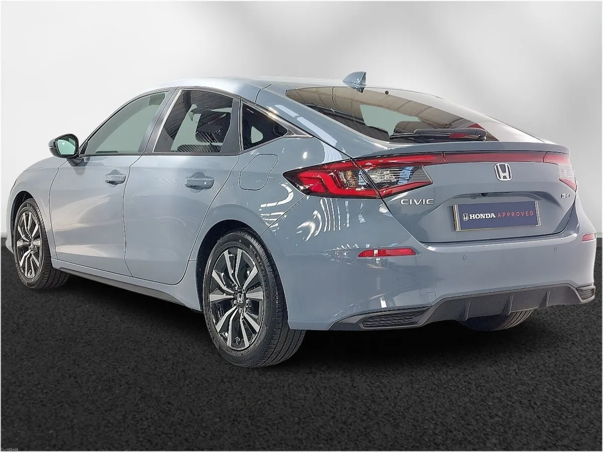 Honda Civic Hatchback Elegance - Image 3
