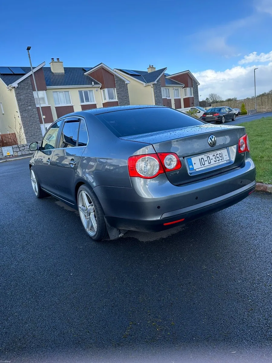 Volkswagen Jetta Mk5 1.6 (New NCT) - Image 3