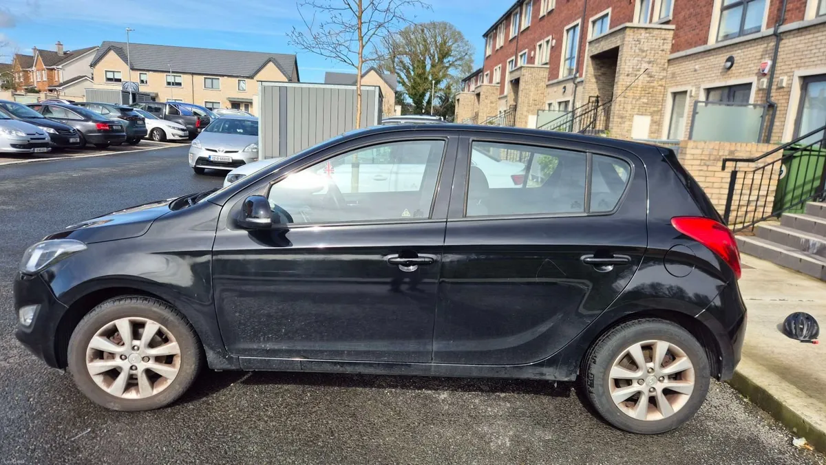 Hyundai i20 2014 - Image 3