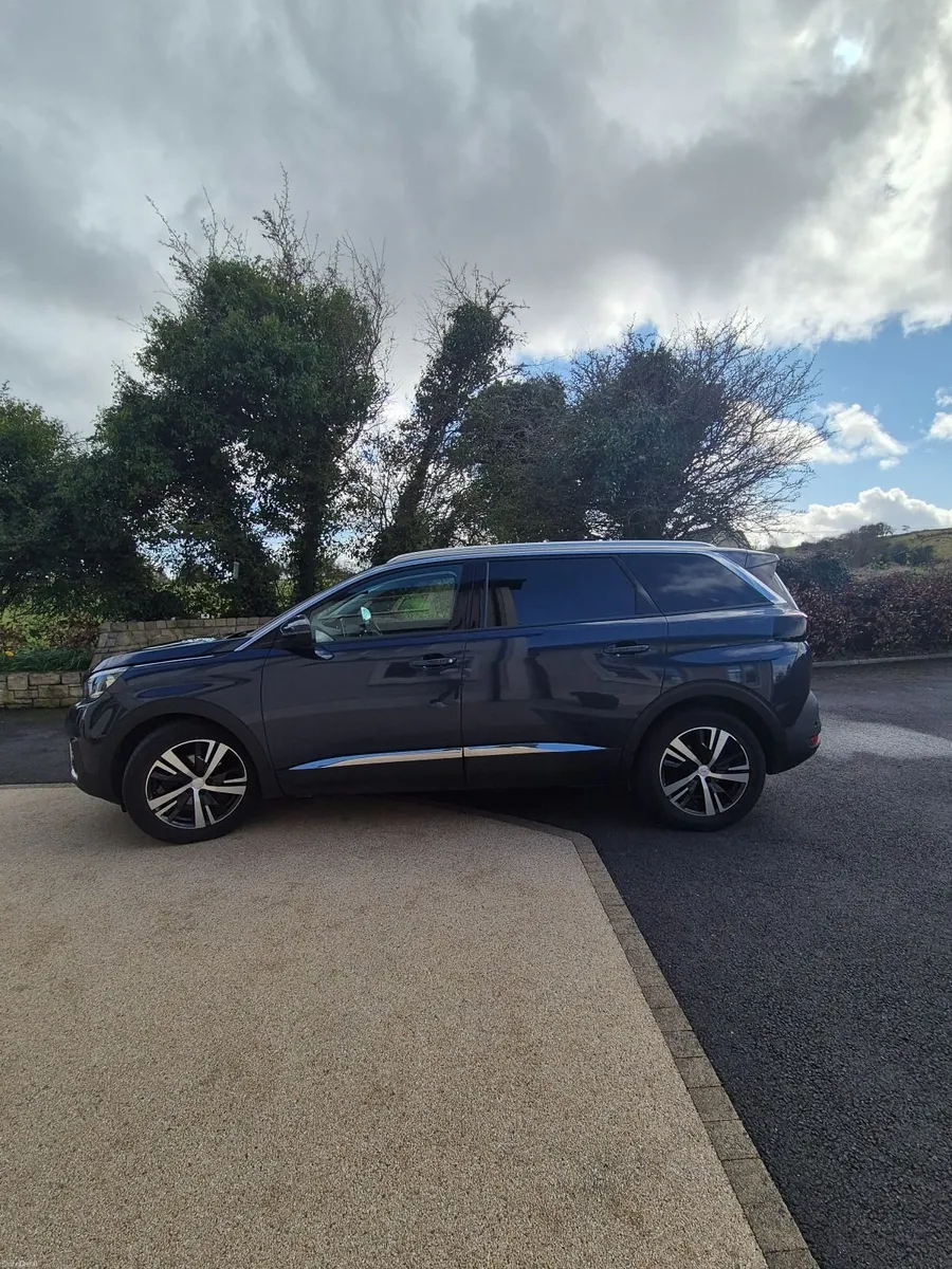 Peugeot 5008 2019 - Image 3