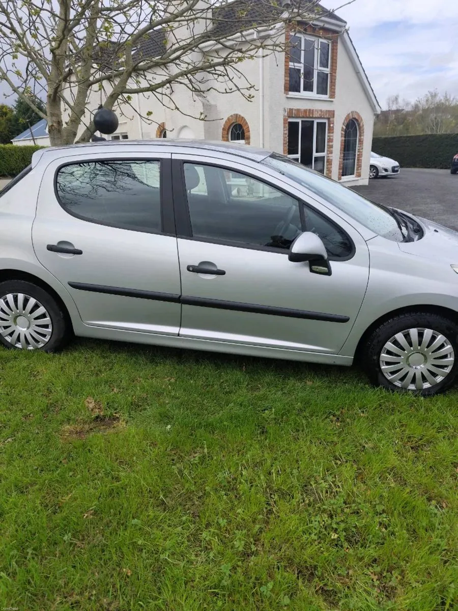 Peugeot 207 1.4 hdi - Image 2